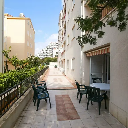 Apartament Mara *